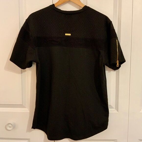 Makobi Men’s Black Short Sleeve Gold Zipper Crew Neck Top Large Urban - Picture 7 of 8